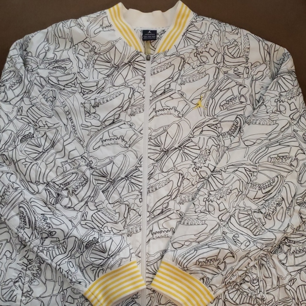 Rare Jordan 4 Retro Thunder Laser Print Jacket 3XL